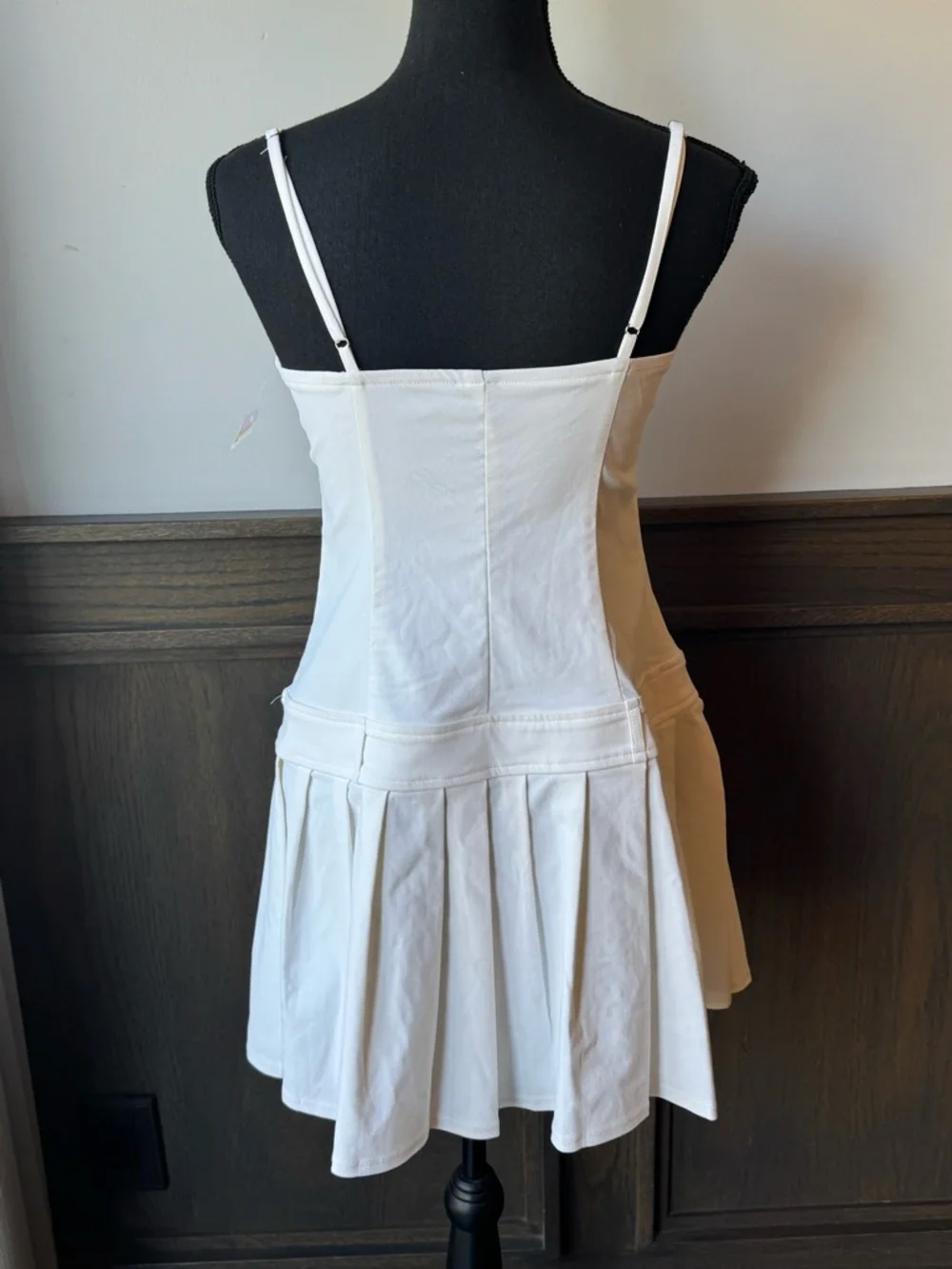 Wild fable White Spaghetti Strap Pleated Sundress tennis prep NWT medium - Picture 3 of 7